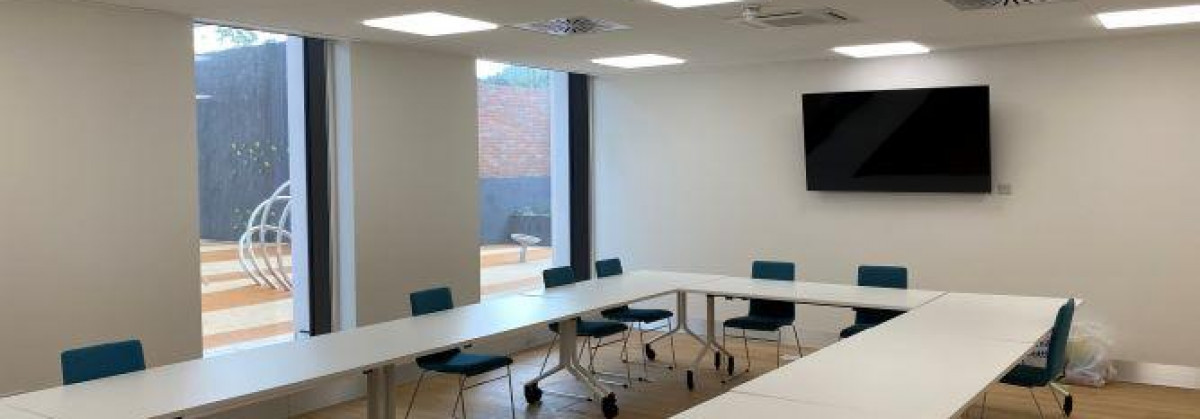 Large Meeting Room - Greenhill Library