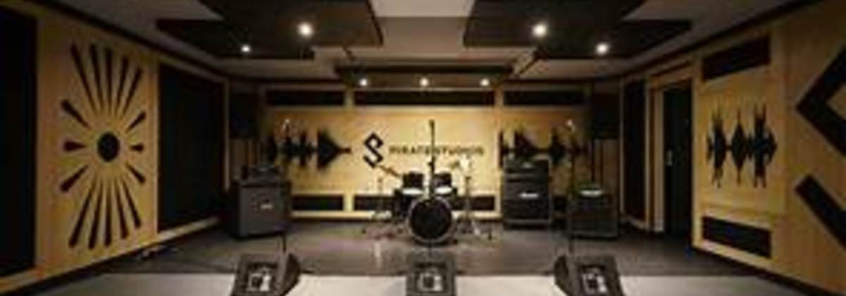 Pirate studios