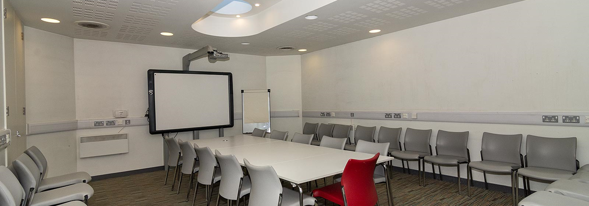 Meeting Room - John Harvard Library