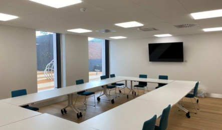 Large Meeting Room - Greenhill Library