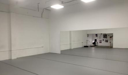 Studio - Ample Space