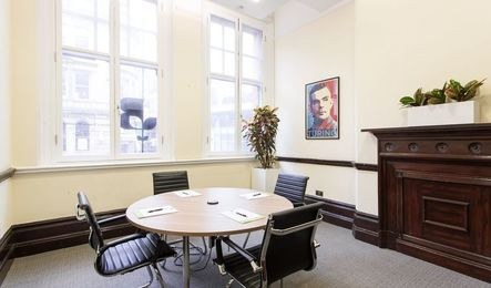 Alan Turing Room - Chamber Space